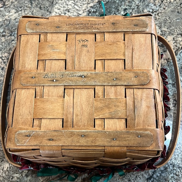 LONGABERGER BASKETS Basket - Picture 11 of 14